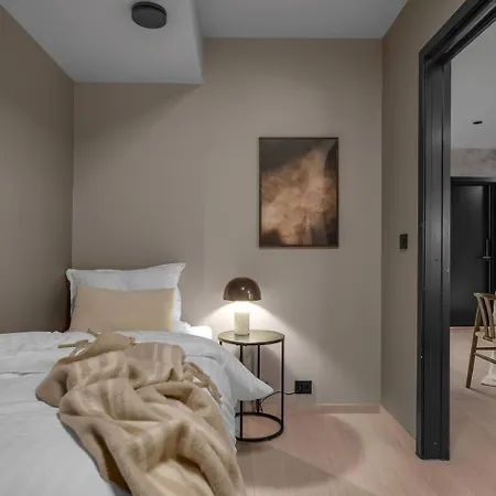 Bjoerk Tromso - Wonderful And Warm Apartment, With Amazing Views And Parking شقة