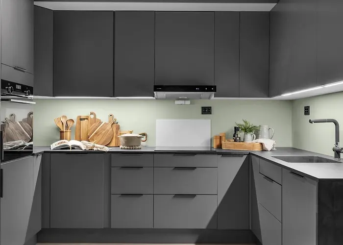 Northern Lights - With Amazing Views And Parking Lägenhet