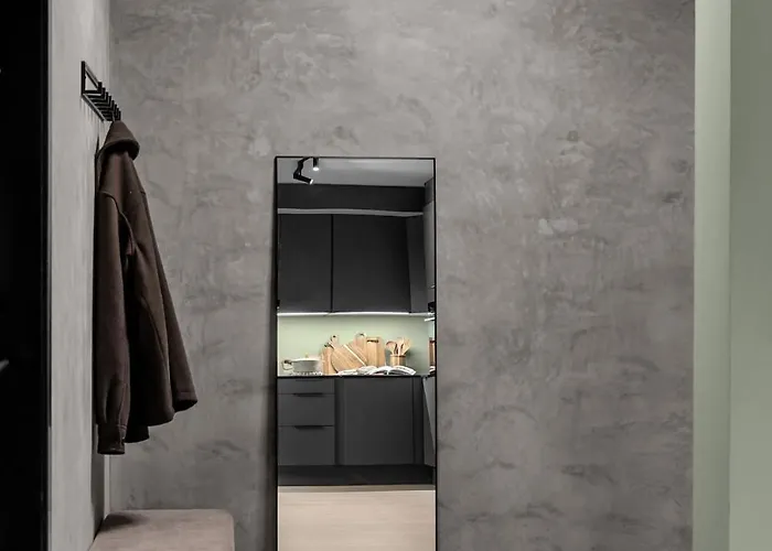 Northern Lights - With Amazing Views And Parking