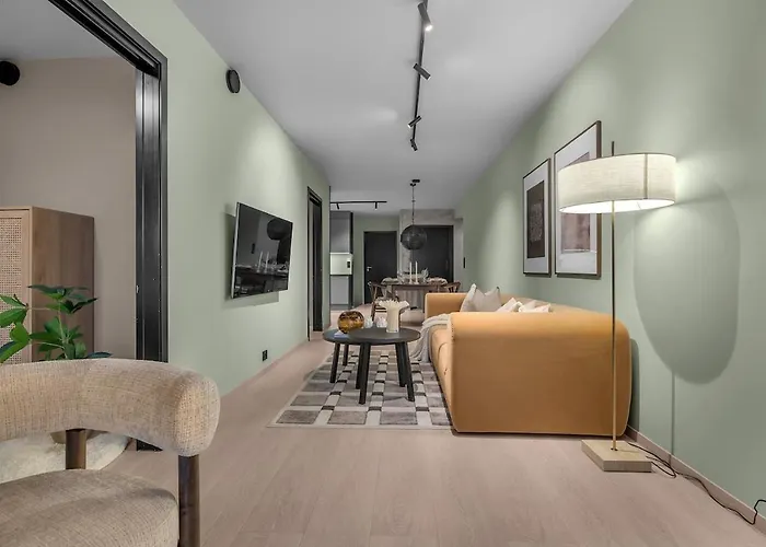 Northern Lights - With Amazing Views And Parking Daire Tromsø